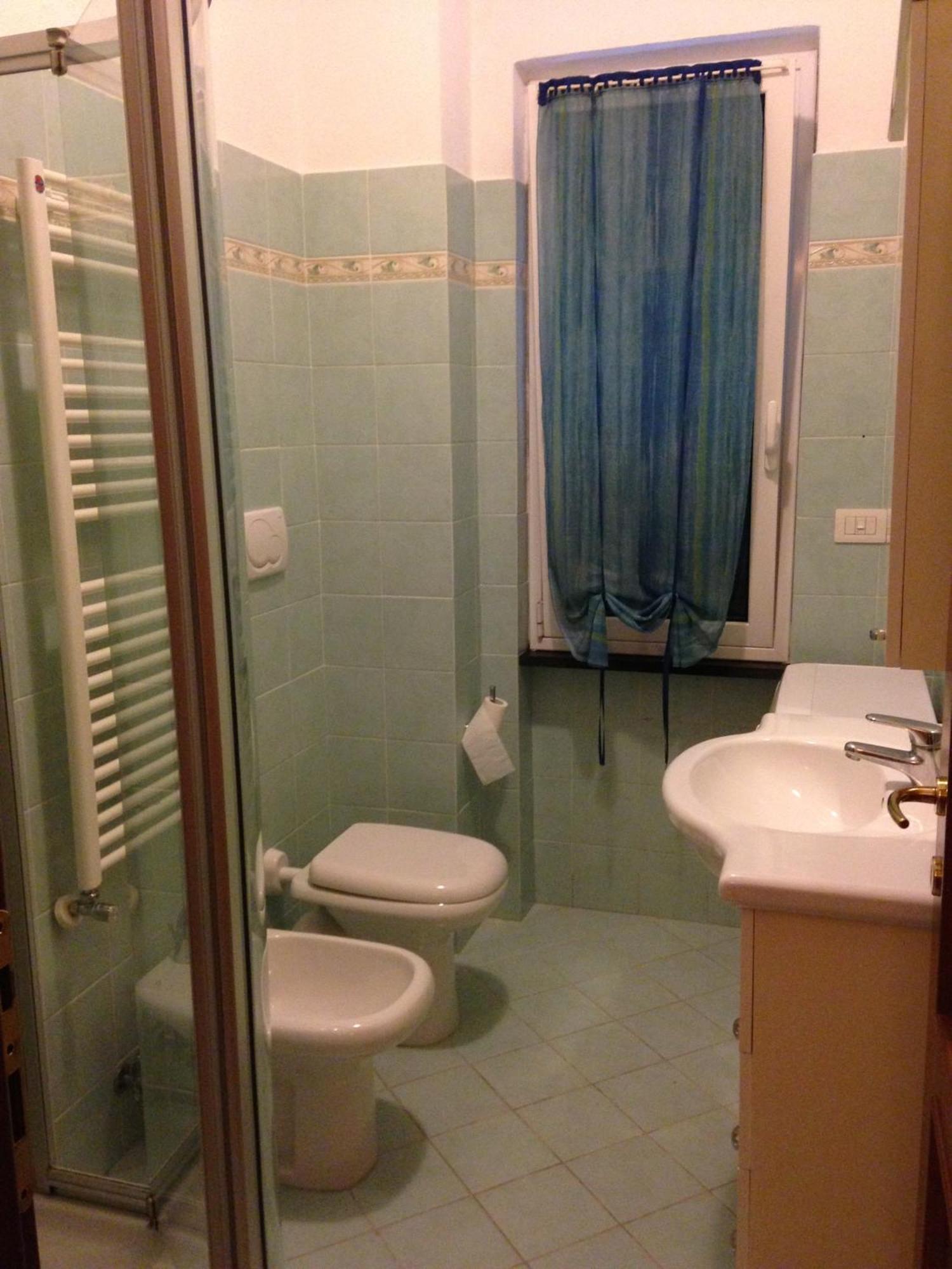 La Casa Di Aaron Apartment Rapallo Room photo